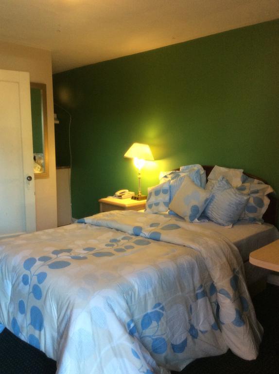 Palace Inn Motel Sarnia Phòng bức ảnh